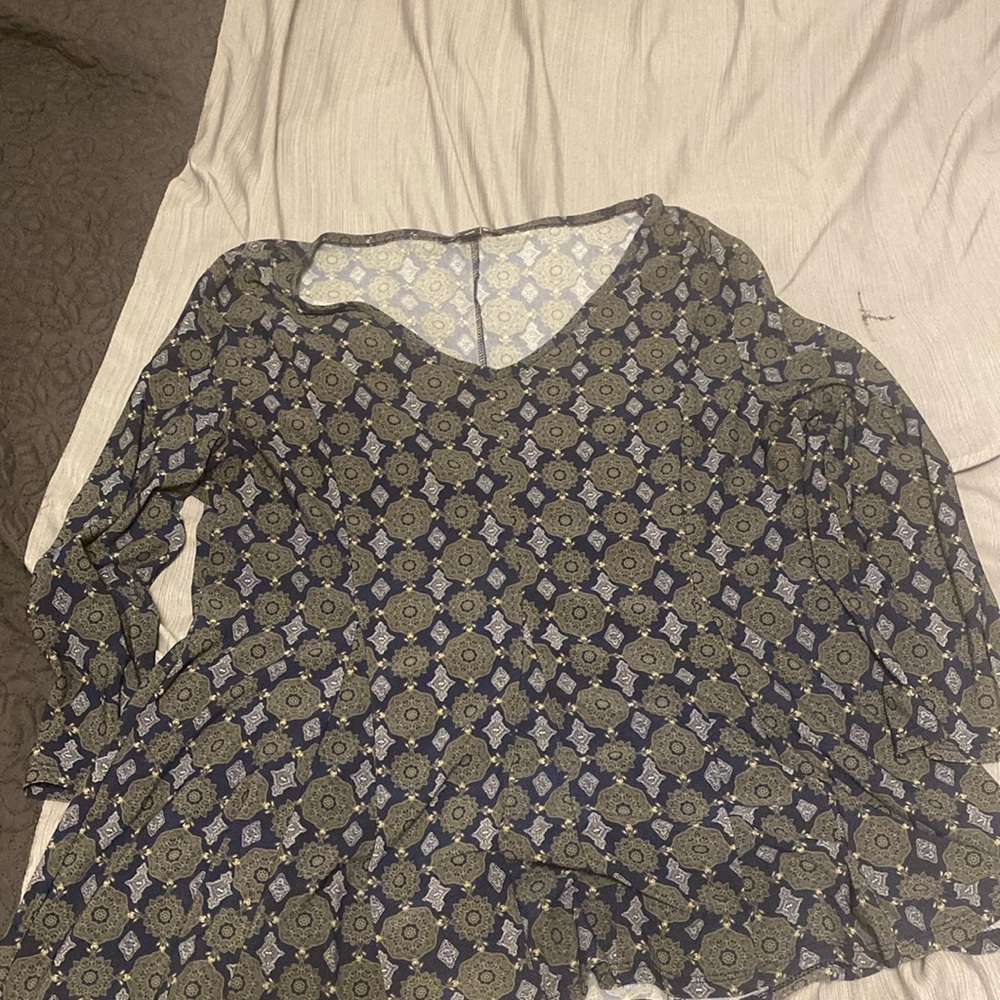 MANDALA SHIRT BY ROZ&ALI